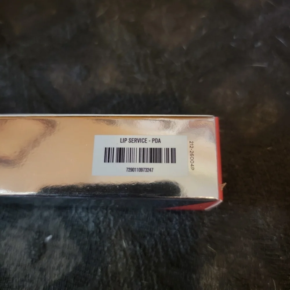NWT high shine lip glaze in PDA lip service 7ml / .23 fl oz